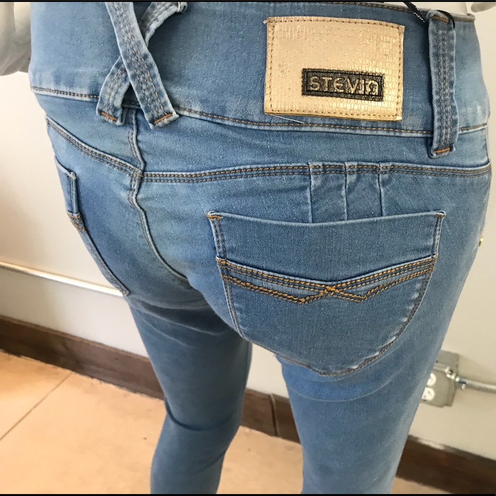 Jeans - Picture 7 of 7